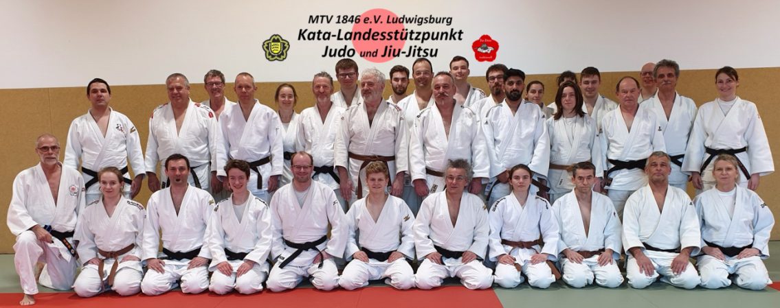 2019_Kataen_dtail_Gruppenfoto